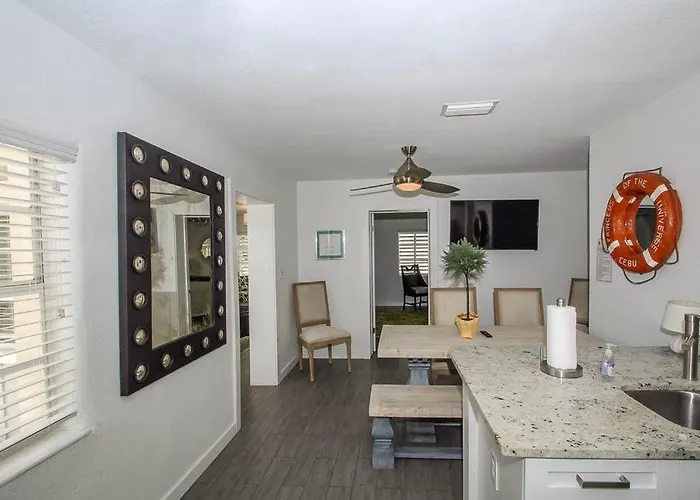 Holiday home 3 Palms House Clearwater Beach