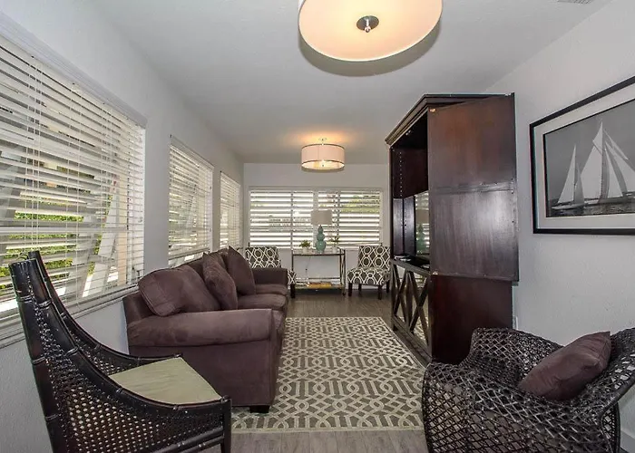 3 Palms House * Clearwater Beach
