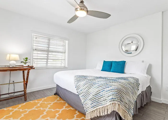 Holiday home 3 Palms House Clearwater Beach